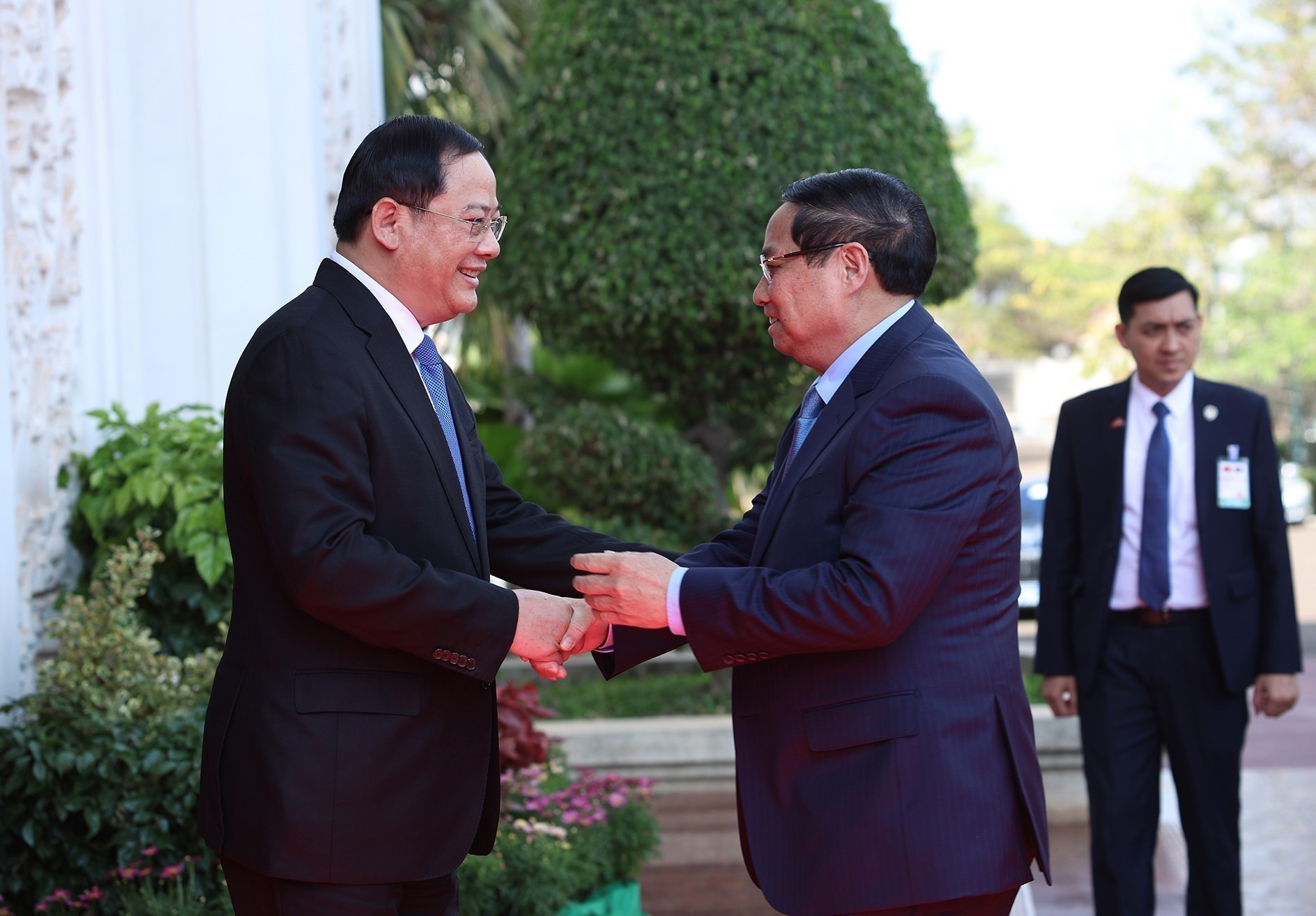 vna-potal-thu-tuong-pham-minh-chinh-gap-thu-tuong-lao-8574752.jpg