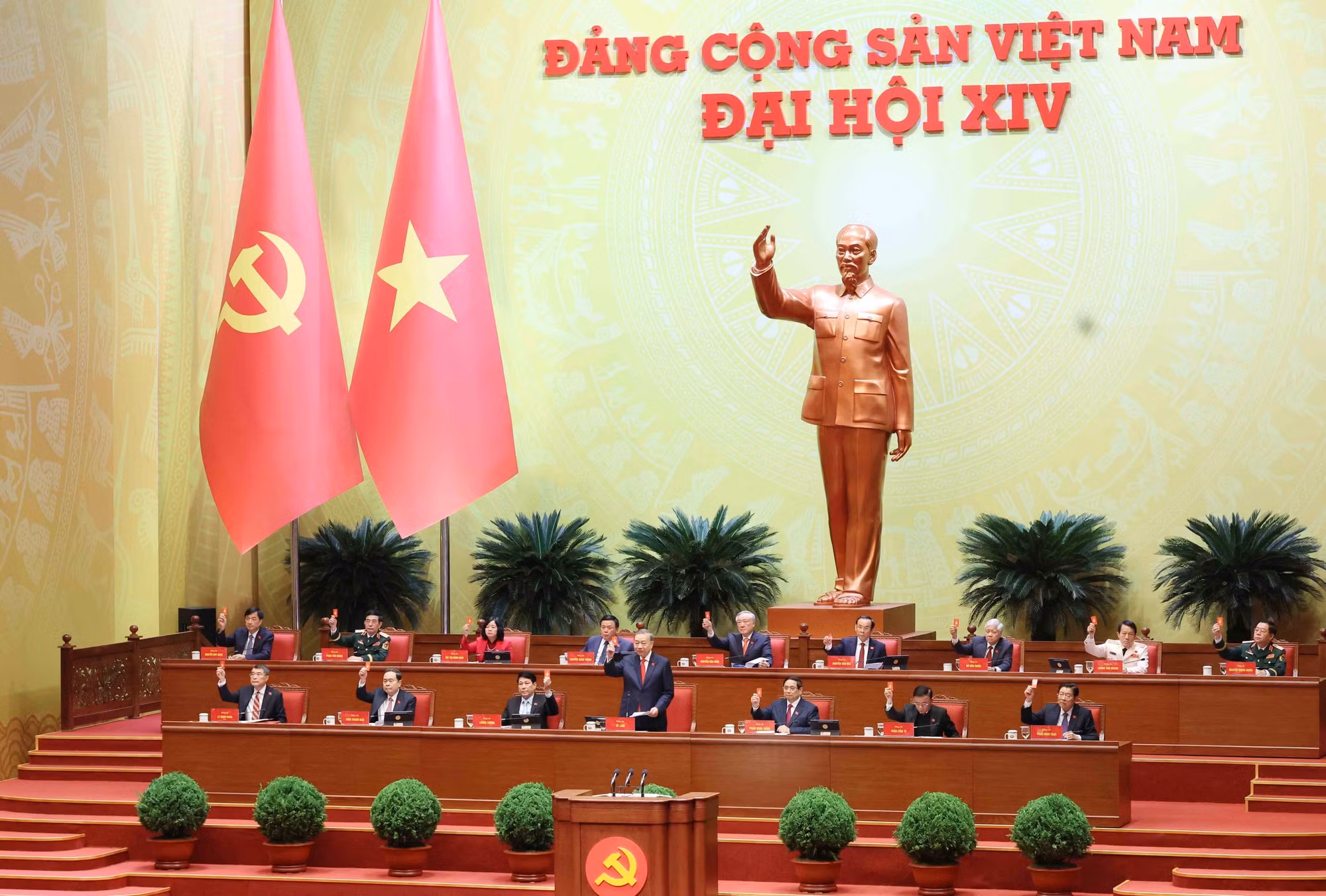 vna-potal-dai-hoi-xiv-cua-dang-bau-ban-chap-hanh-trung-uong-khoa-xiv-8546197.jpg
