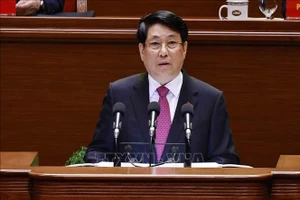 越共中央政治局委员、国家主席梁强致大会开幕辞。
