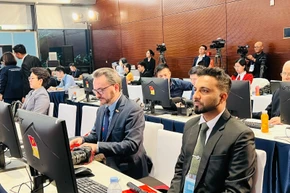 关注越共十四大的国际代表 图自越通社