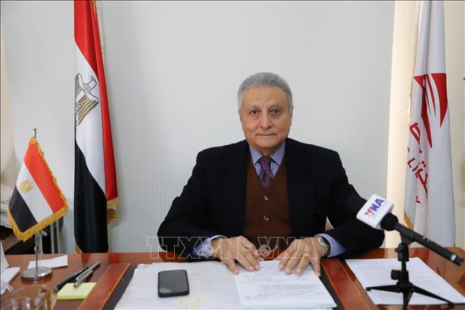 埃及前驻越南大使、现任埃及公共图书馆基金会主任雷达·埃尔·塔伊菲。图自越通社