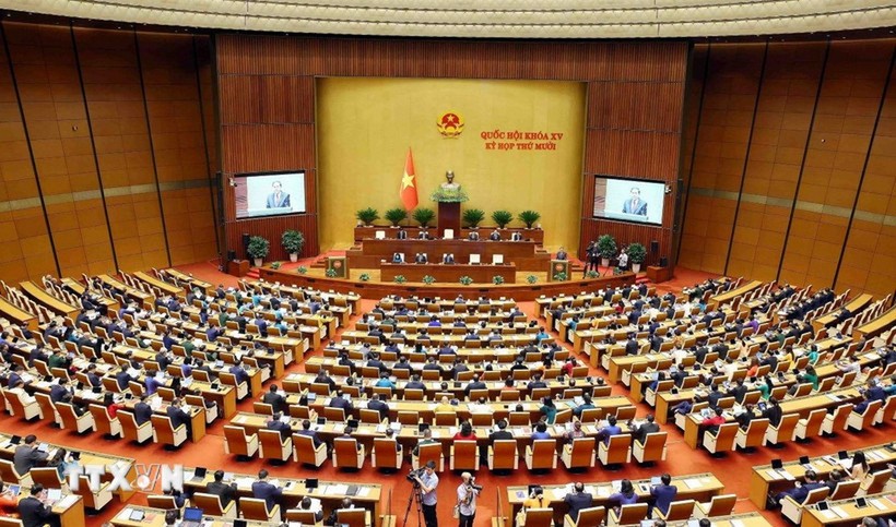 越南第十五届国会第十次会议议现场。图自越通社