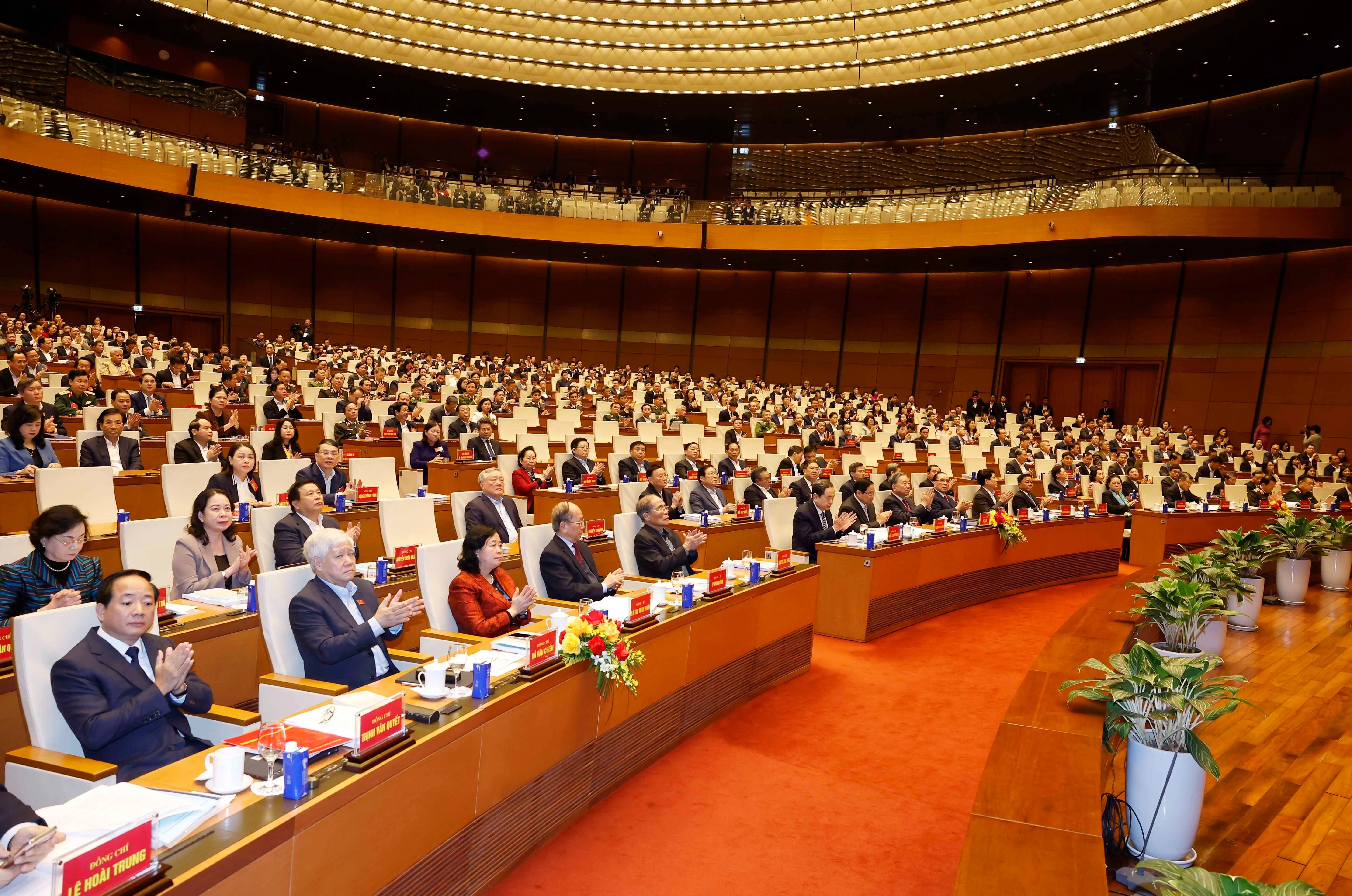 会议主会场设在国会大厦延鸿大厅。图自越通社