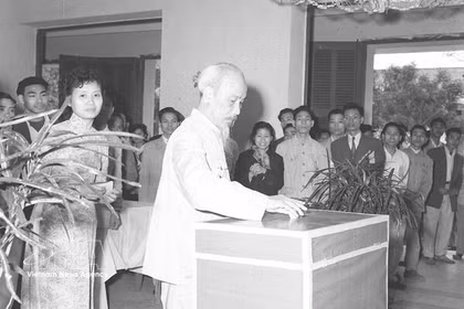 胡志明主席——特殊选民、模范国会代表