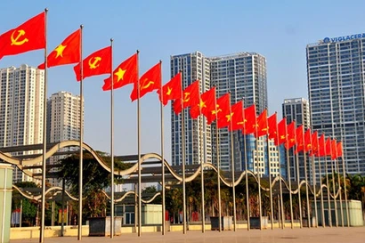 越共十三大任期的印记：以迎难而上的精神品格建功新时代