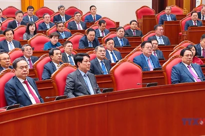 越共第十三届十二中全会闭幕：加快筹备十四大，加强人事纪律审查