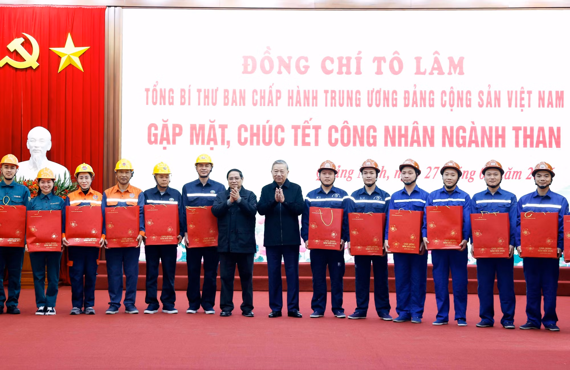 vna-potal-tong-bi-thu-to-lam-gap-mat-chuc-tet-cong-nhan-nganh-than-tai-quang-ninh-8553653.jpg