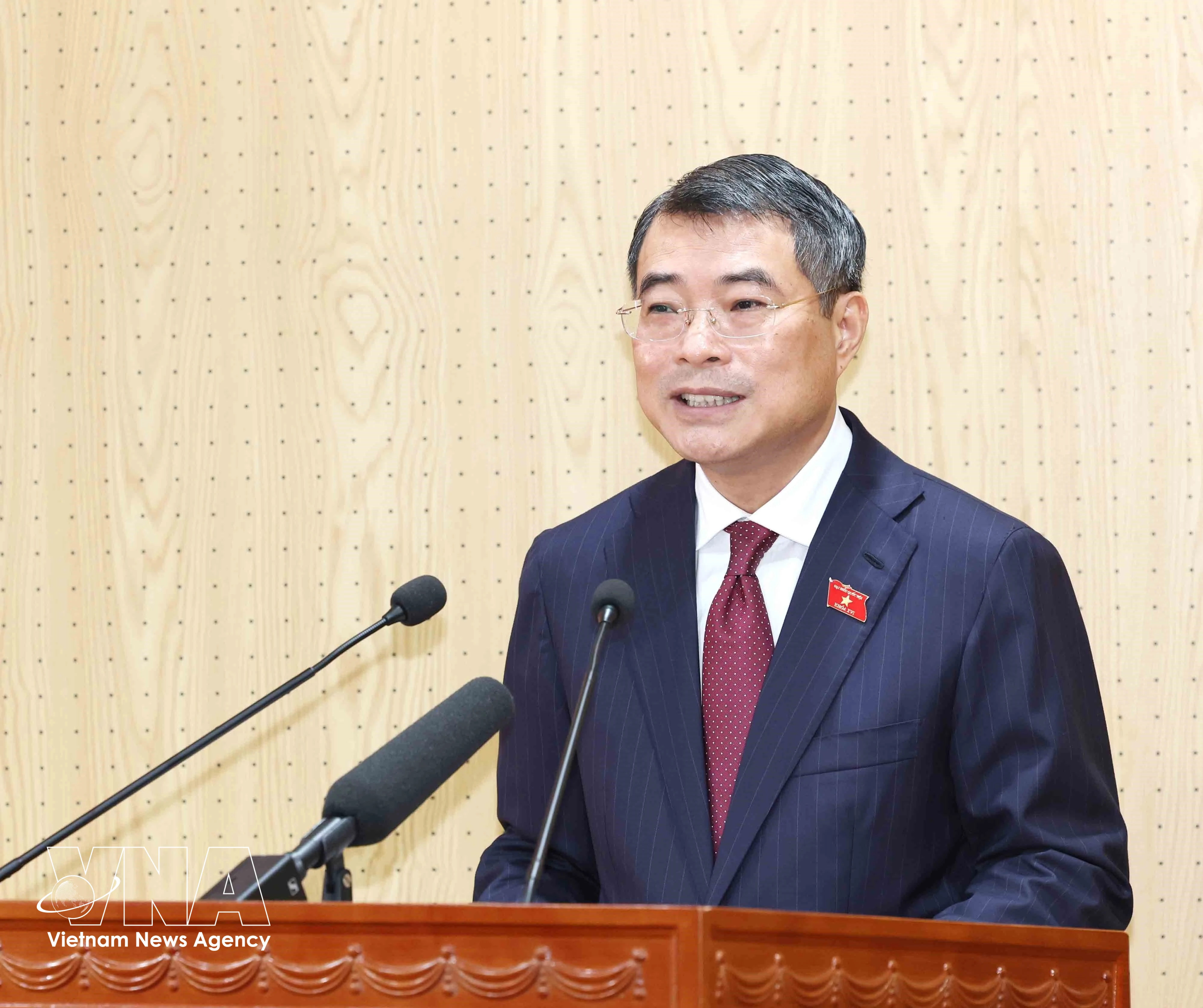 黎明兴总理担任中央竞赛奖励委员会主任。图自越通社