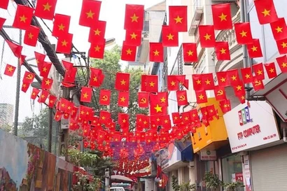 河内“幸福巷”焕新颜：社区共筑文明家园 喜迎越共十四大