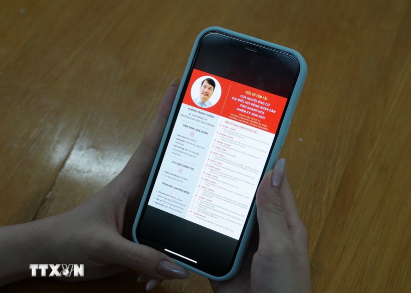 关于2026-2031任期庆和省人民议会代表候选人的信息已在数字信息渠道上发布，方便选民跟踪了解。图自越通社