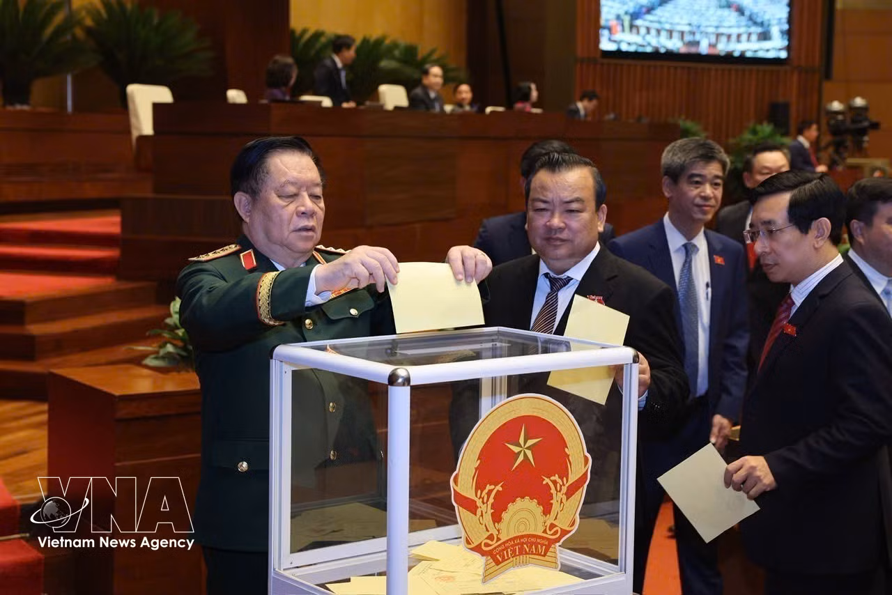 vnanet-potal-ky-hop-thu-nhat-quoc-hoi-khoa-xvi-quoc-hoi-bau-chu-tich-nuoc-8685376.jpg