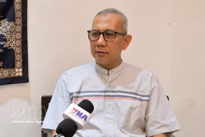 印度尼西亚国防与战略研究所高级协调员贝尼·苏卡迪斯在雅加达接受越通社记者采访 图自越通社