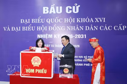 越南国会代表工作委员会：全国多地投票率都一样高