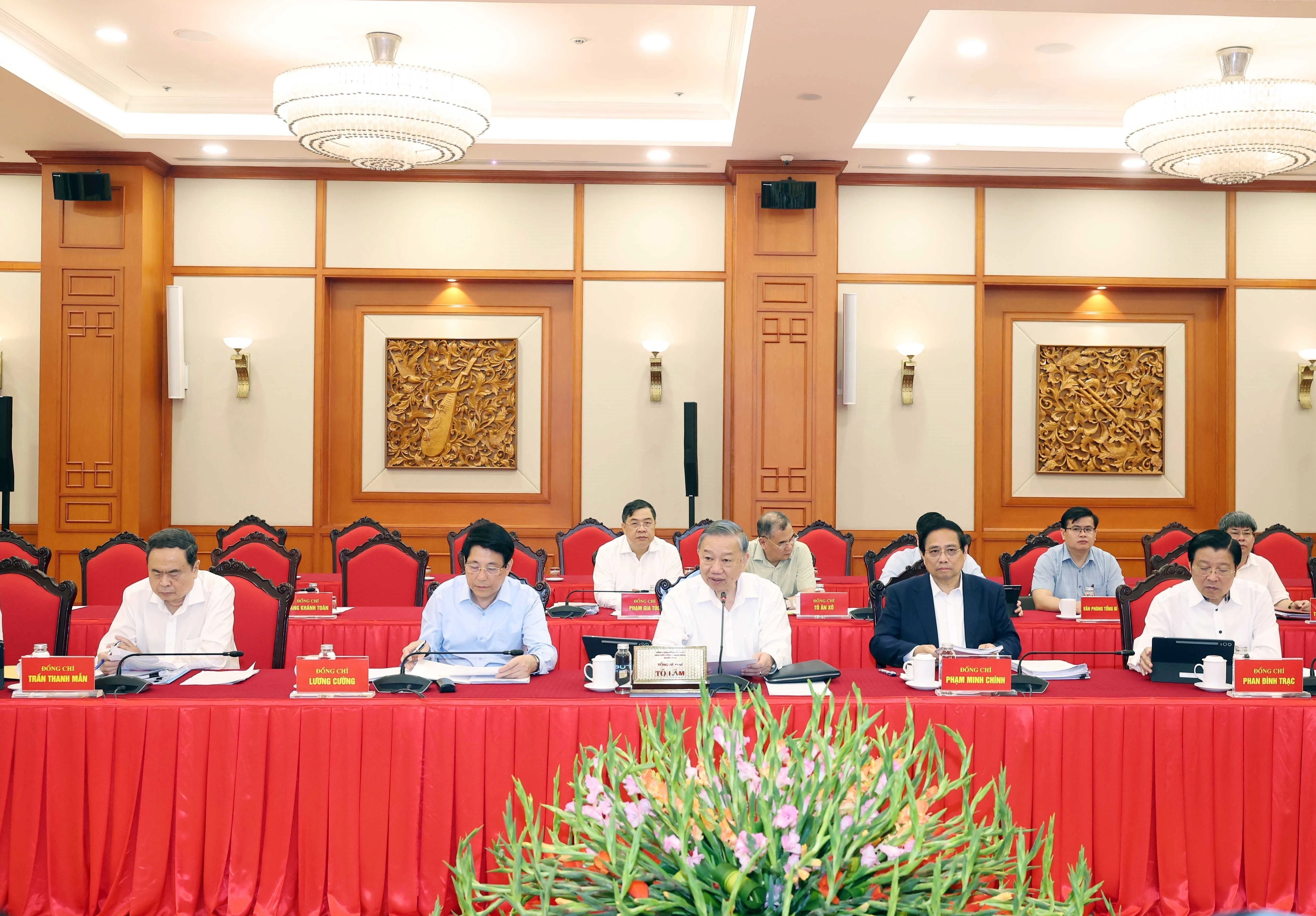 越共中央总书记苏林出席越共中央党机关代表大会筹备工作会议。图自越通社