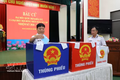 海军129海团的投票区。图自越通社
