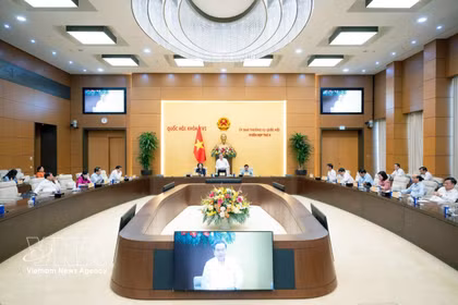 越南国会常务委员会第六次会议闭幕