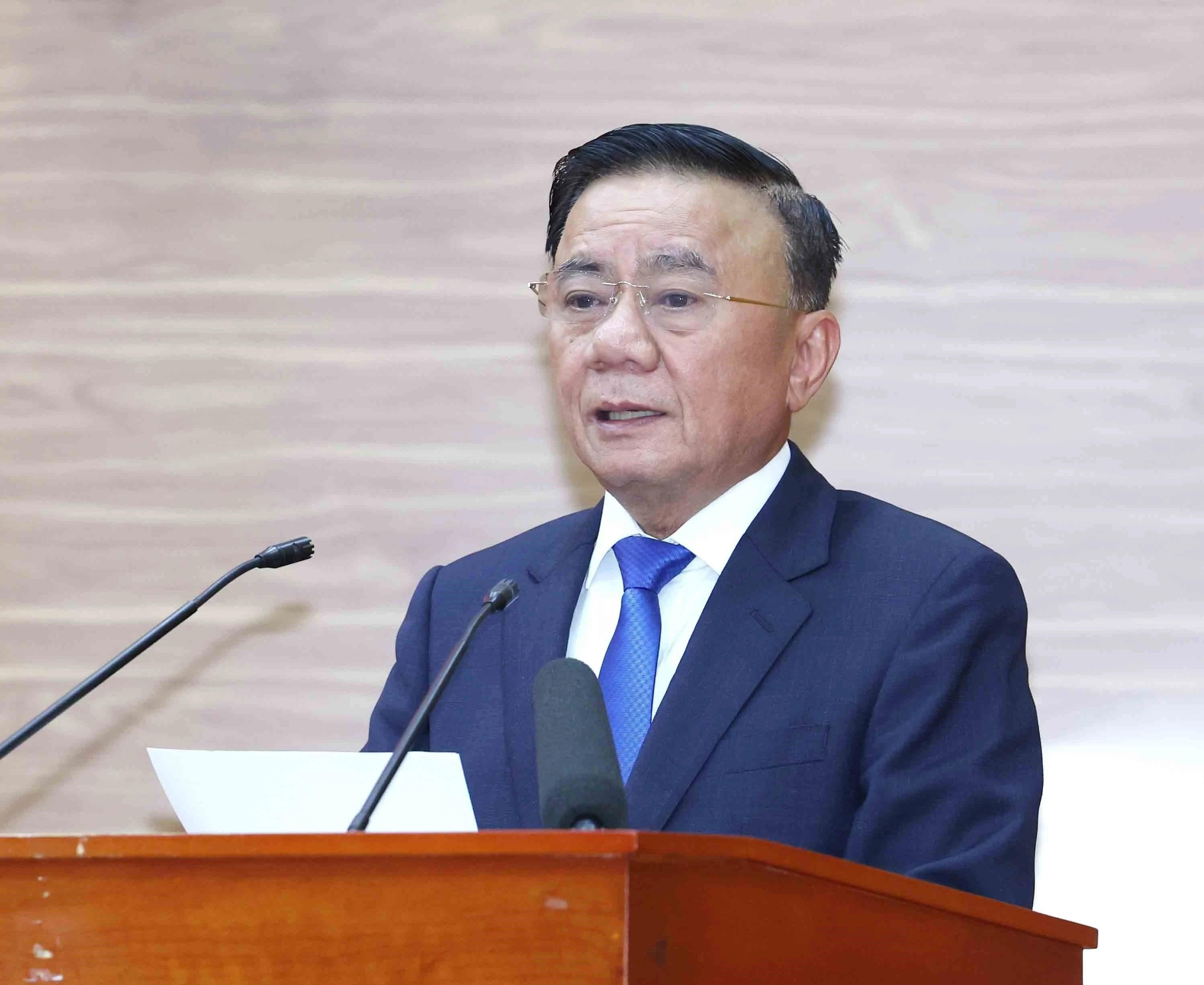 越共中央政治局委员、中央书记处常务书记陈锦绣出席会议并发表指导讲话。图自越通社