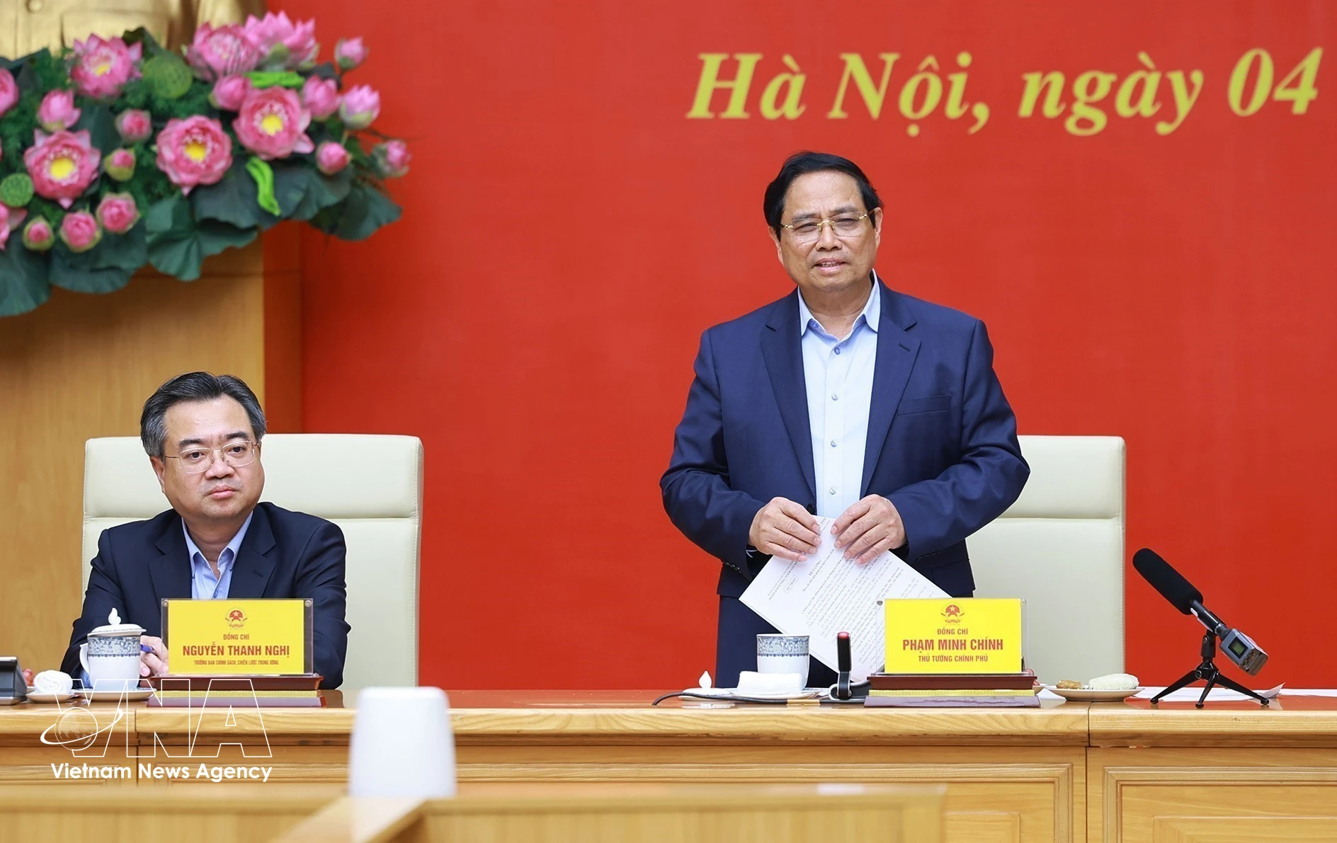 政府总理范明政发表讲话。图自越通社
