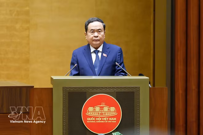 越南国会主席陈青敏主持会议。图自越通社
