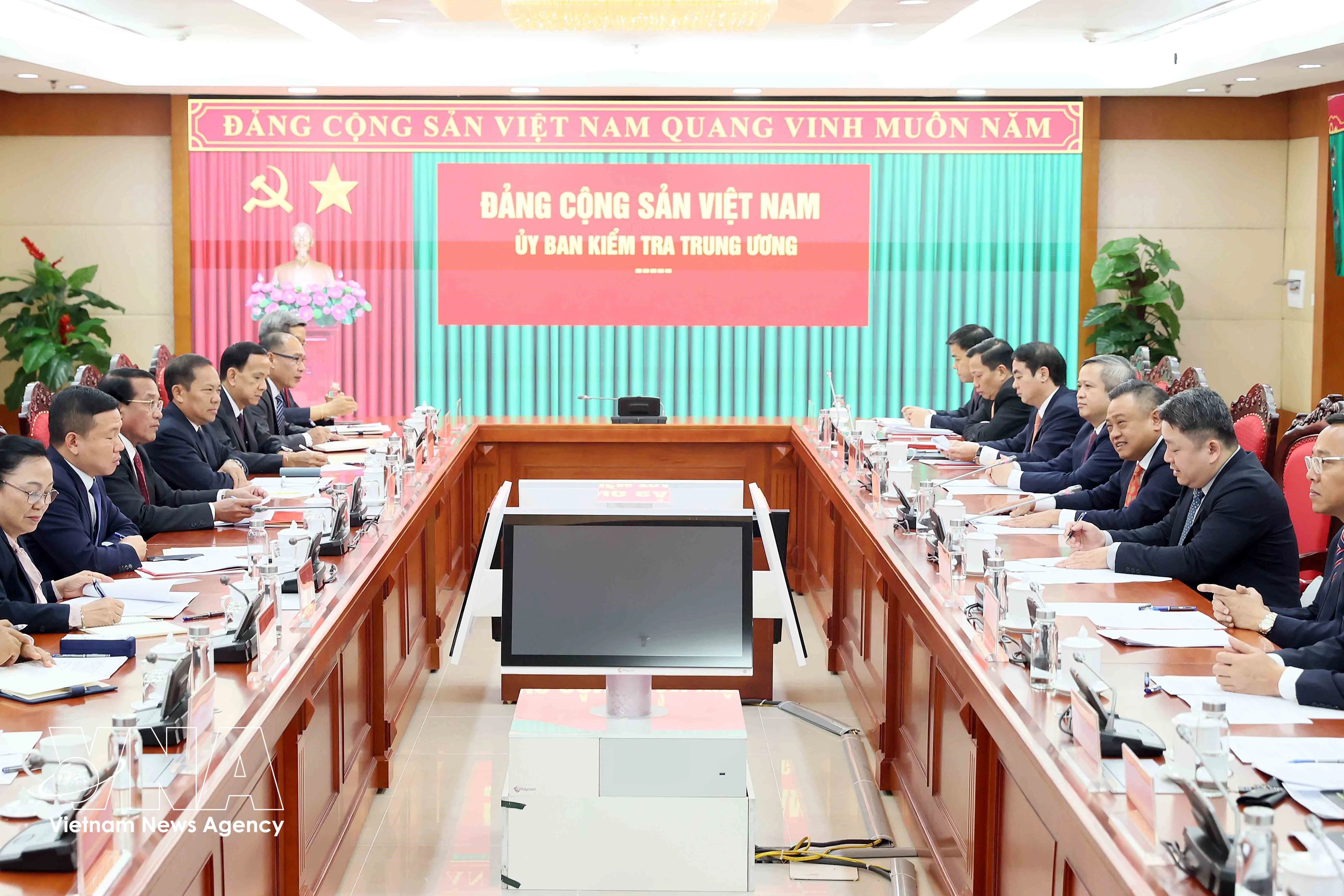 会谈现场。图自越通社