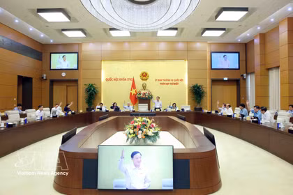 越南国会常务委员会第一次会议现场。图自越通社