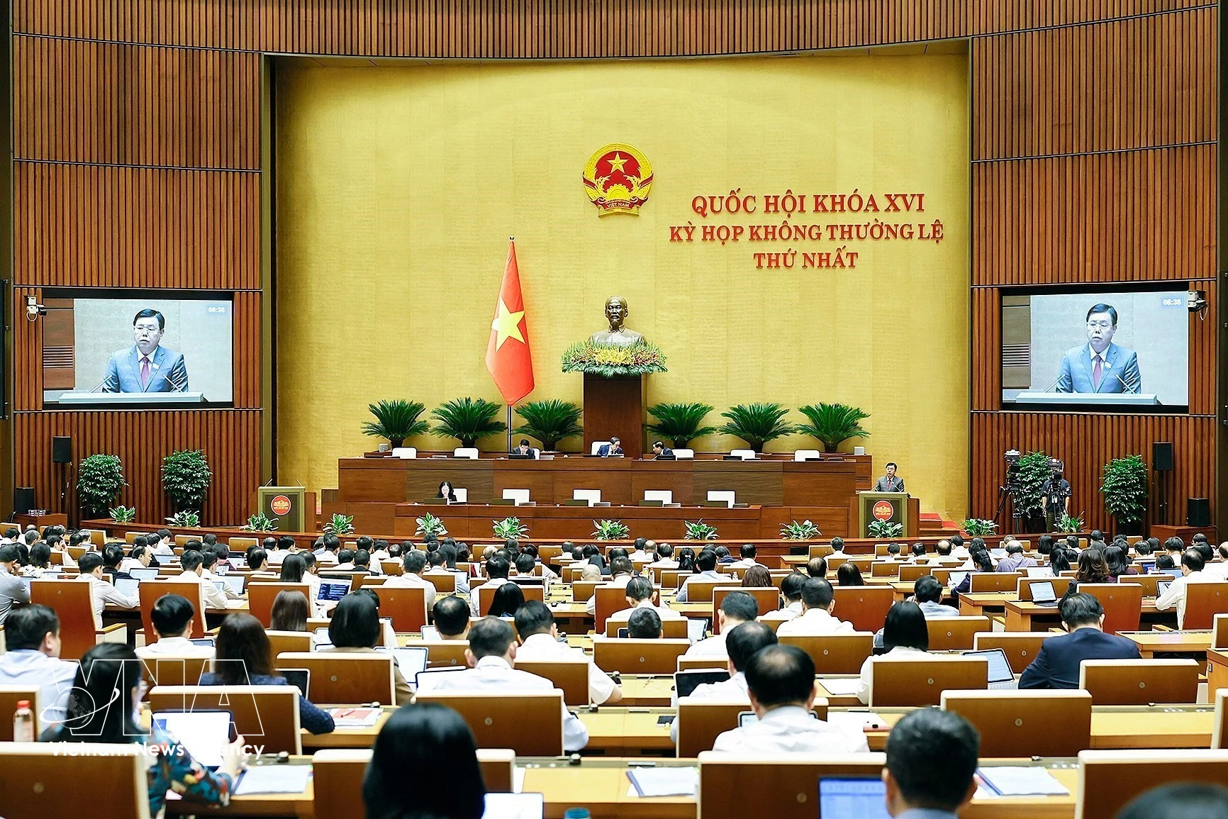 第十六届国会第一次非常规会议现场。图自越通社