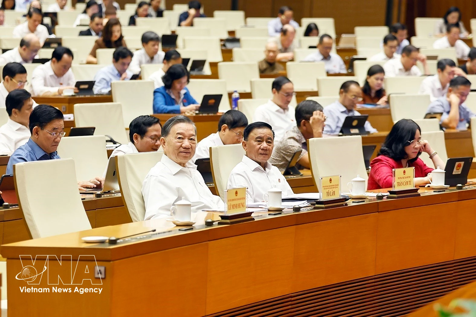 越共中央总书记、国家主席苏林出席会议。图自越通社