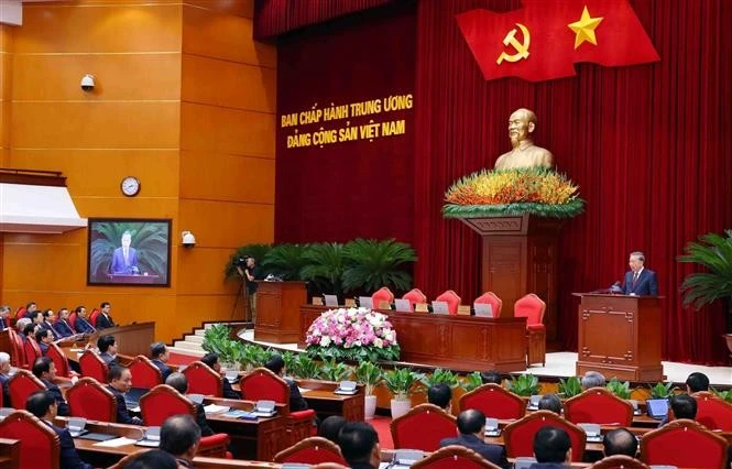 越共十三届十二中全会现场。图自越通社