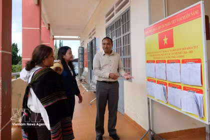 哥霍族同胞与全国同胞一道，勠力同心喜迎国家盛会