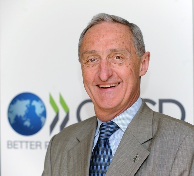 前新西兰驻越南大使詹姆斯·肯伯。图自越通社