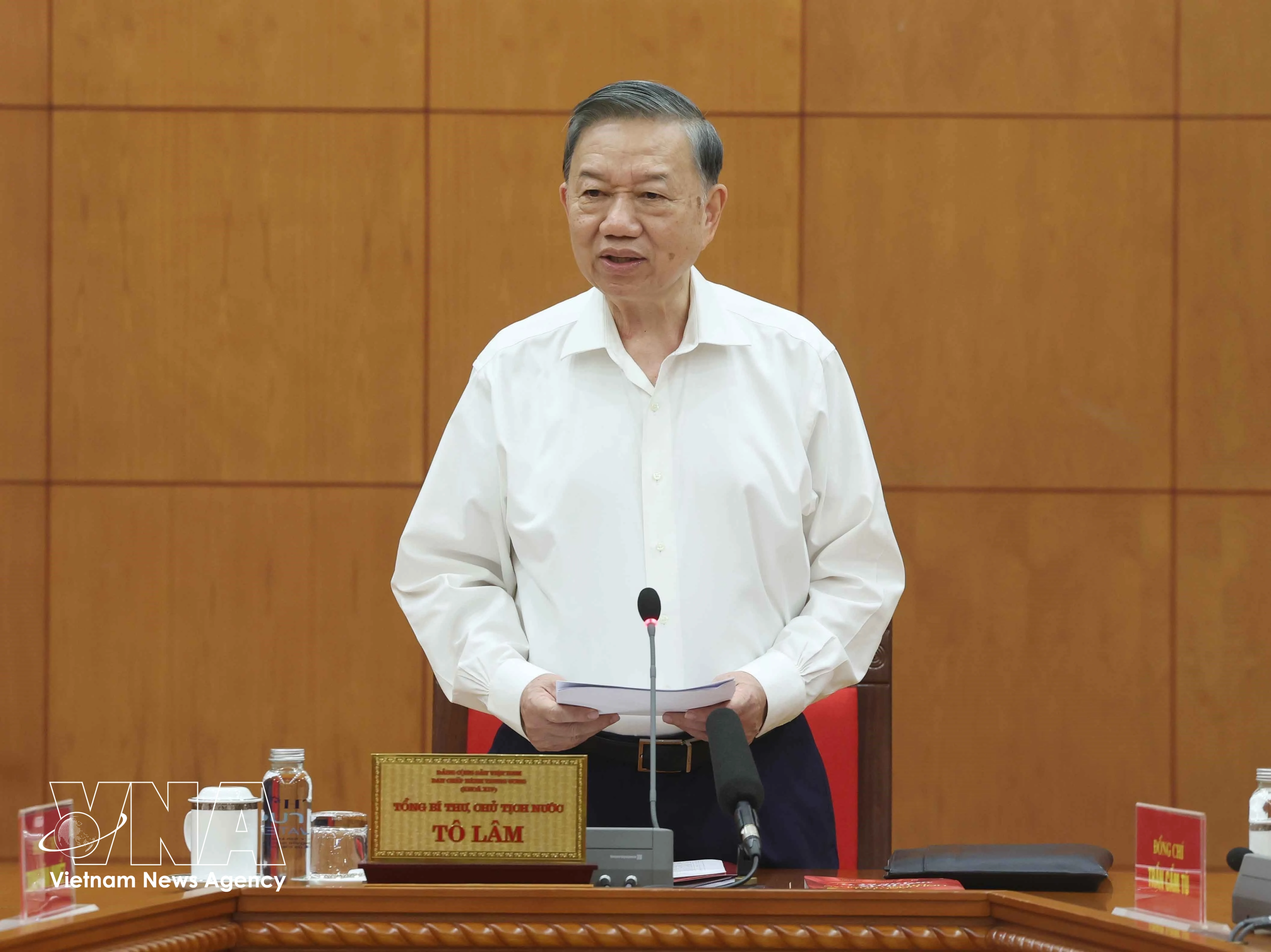 越共中央总书记、国家主席苏林发表讲话。图自越通社