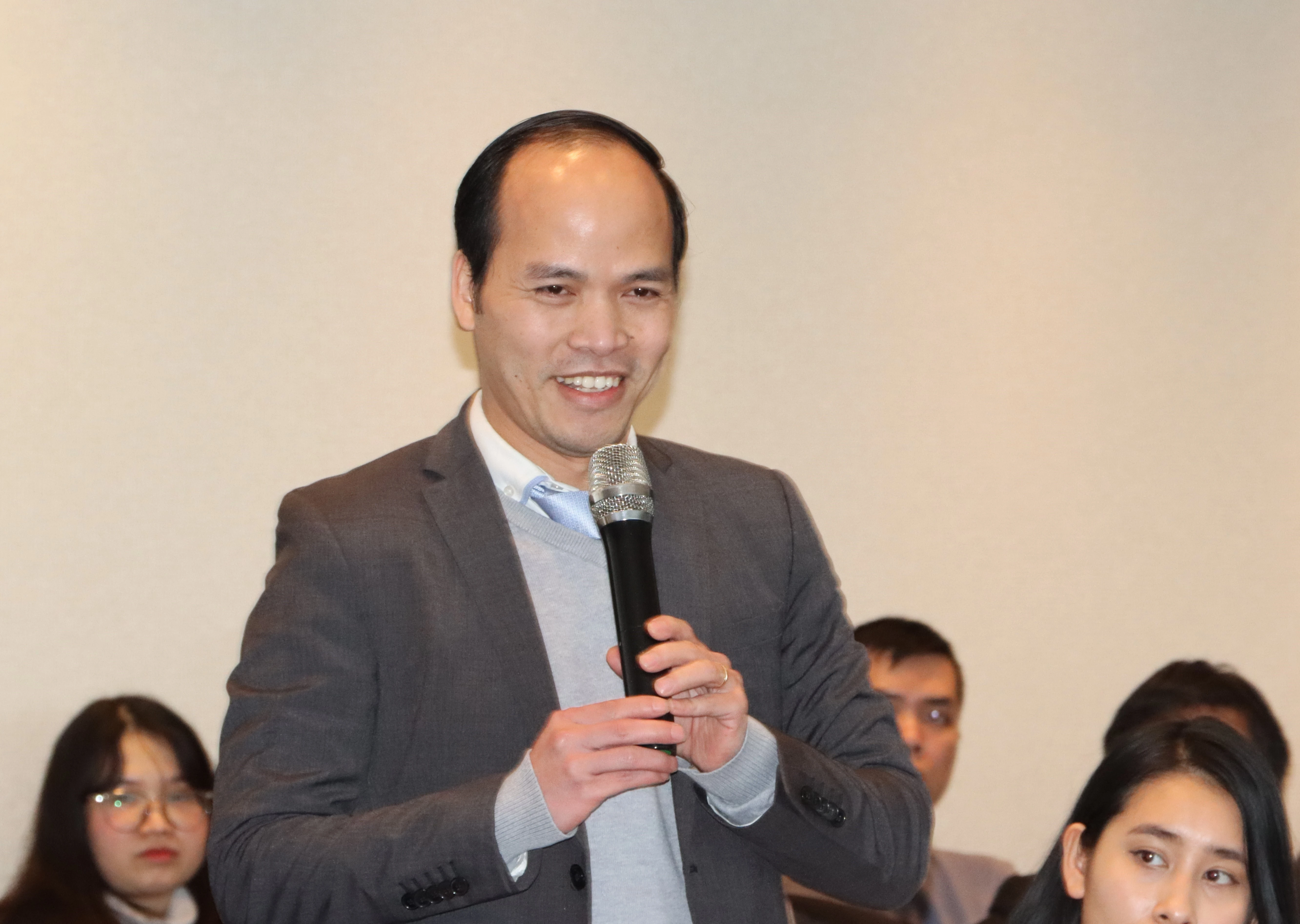 旅居比利时和卢森堡大公国越南知识分子协会（ViLaB）主席冯国智。图自越通社