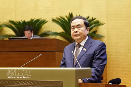 越南国会主席陈青敏在闭幕式上发表讲话。图自越通社