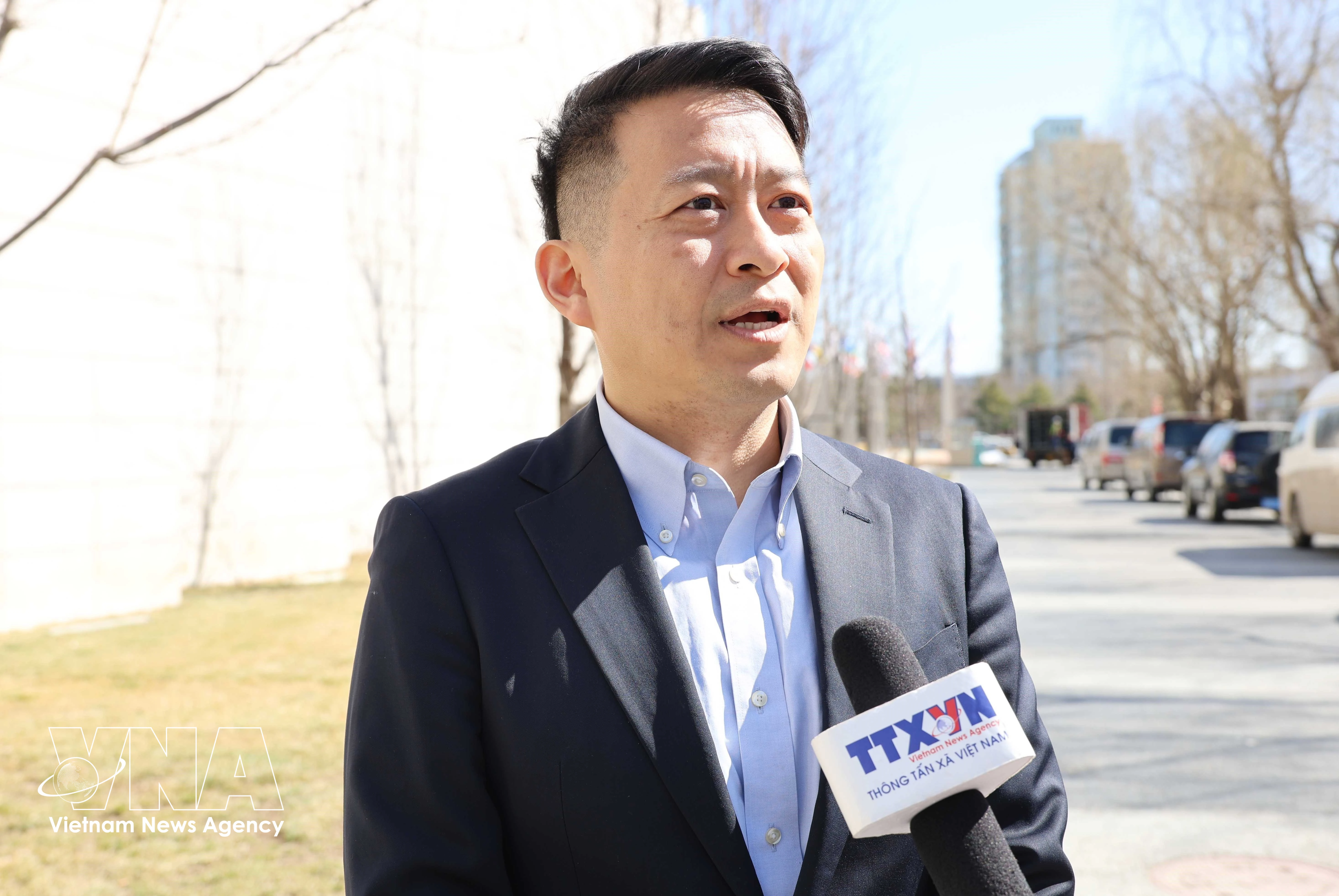 加强越中政治互信 拓展务实合作